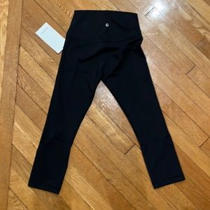 NWT Lululemon Align HR Crop 21” Brand New